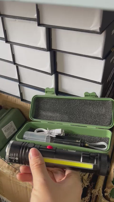 Linterna recargable multiusos